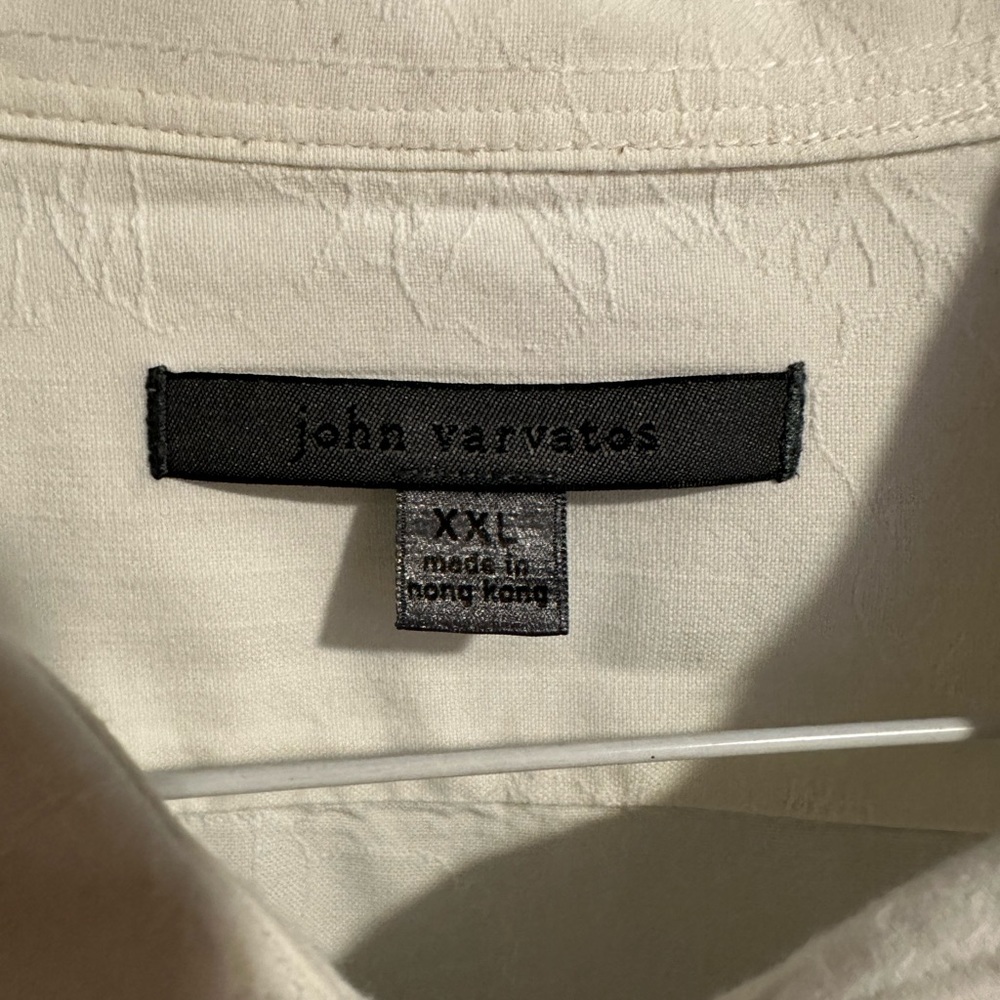 Men’s 2XXL John Varvatos luxury dress shirts. White